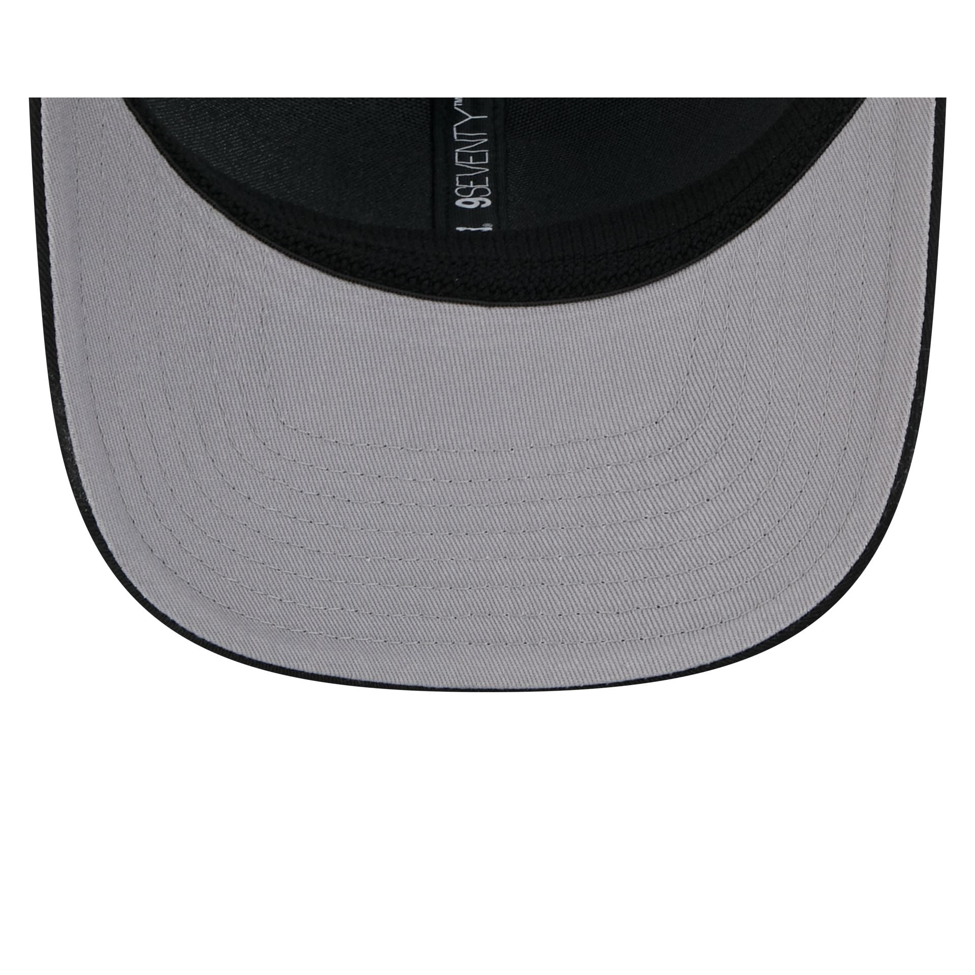 Chicago Blackhawks Team 9SEVENTY Trucker Hat