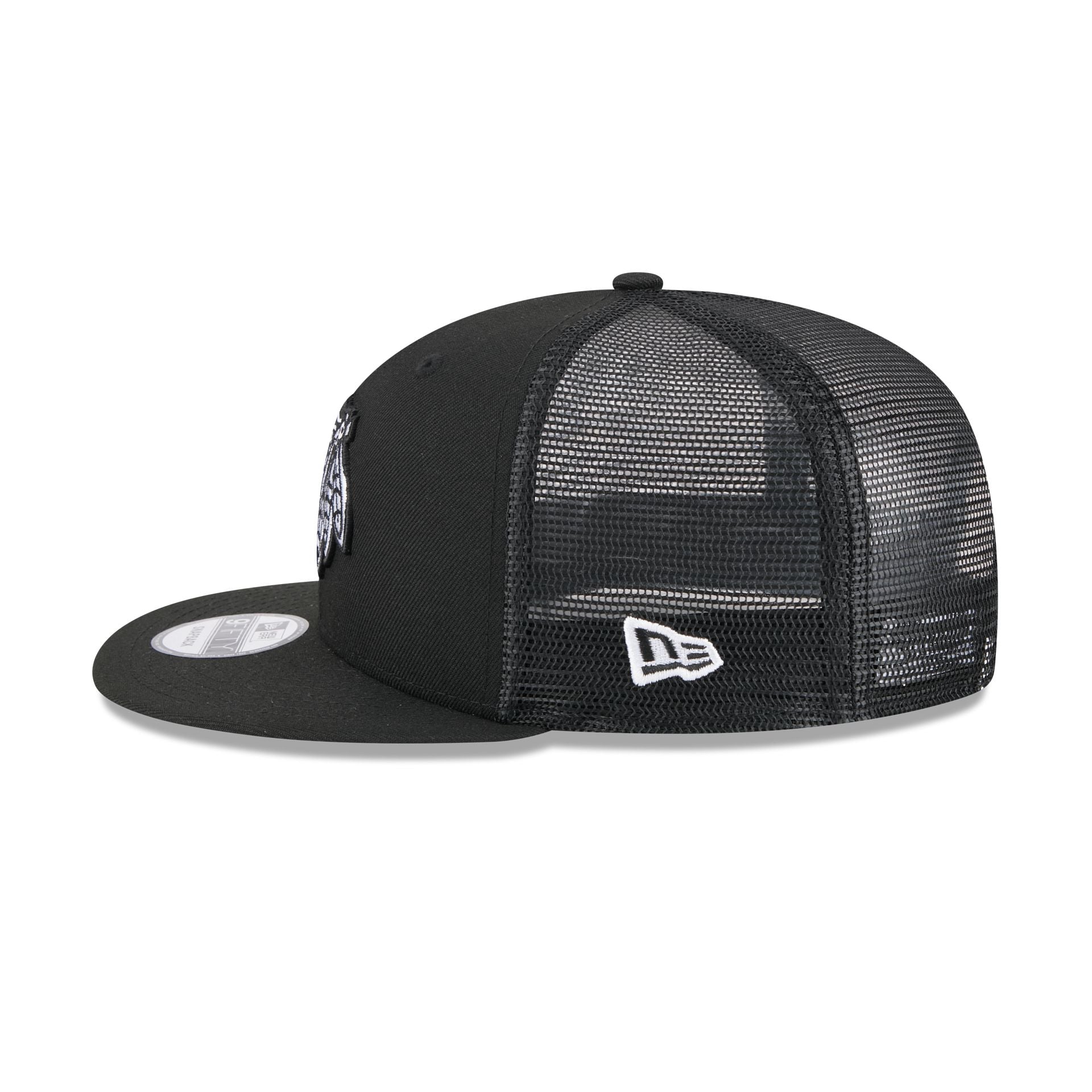 Chicago Blackhawks Black 9FIFTY Trucker Hat