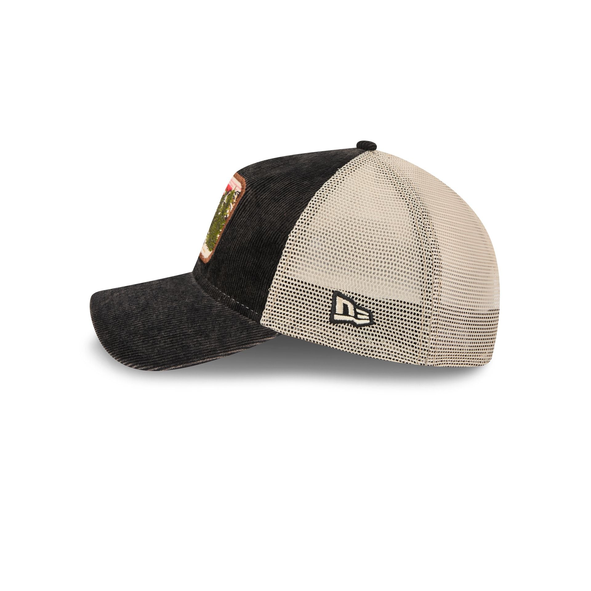 Chicago Blackhawks Vintage Landscape 9TWENTY A-Frame Trucker Hat