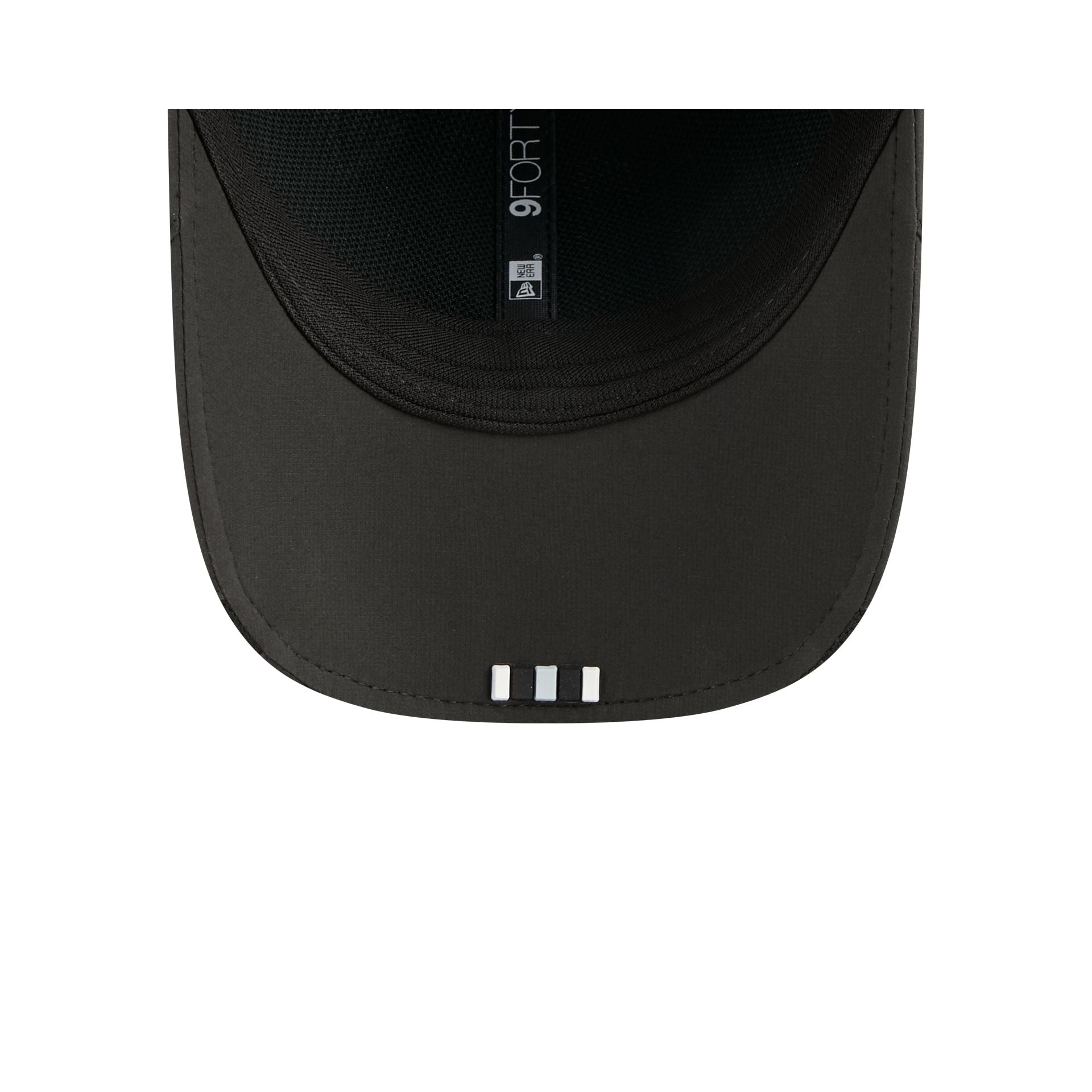 Las Vegas Raiders 2025 Sideline Hot Weather 9FORTY M-Crown Snapback Hat