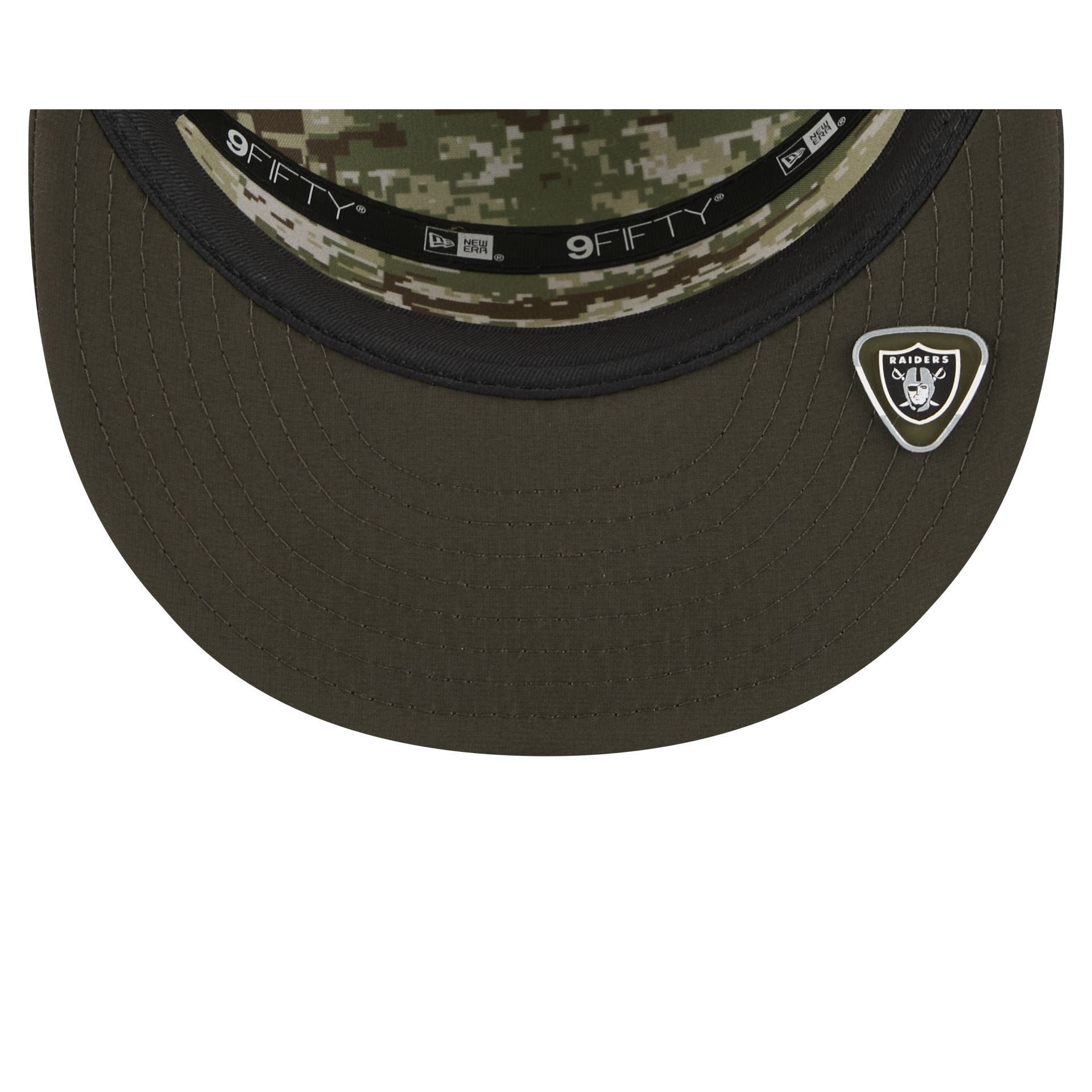 Las Vegas Raiders 2025 Salute to Service Split Panel 9FIFTY Trucker Hat